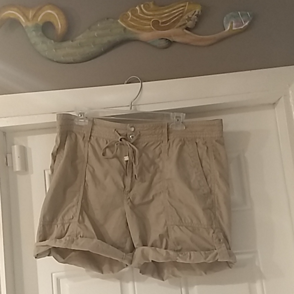 Lauren Ralph Lauren Khaki Shorts Size 12